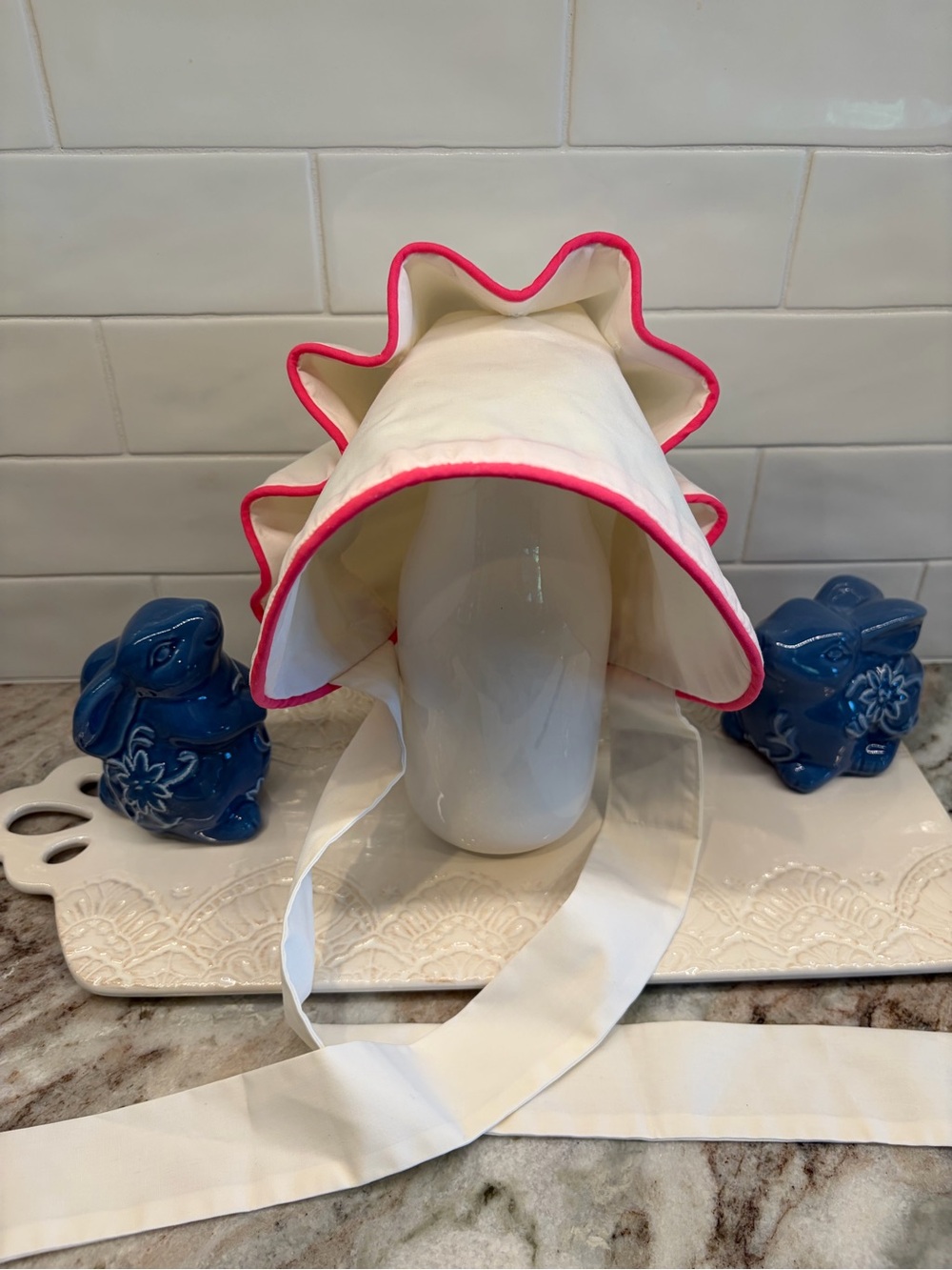 Beaufort Bonnet Company Solid White & Pink Baby Bonnet Size M 9-18 Months NWT - Picture 3 of 6